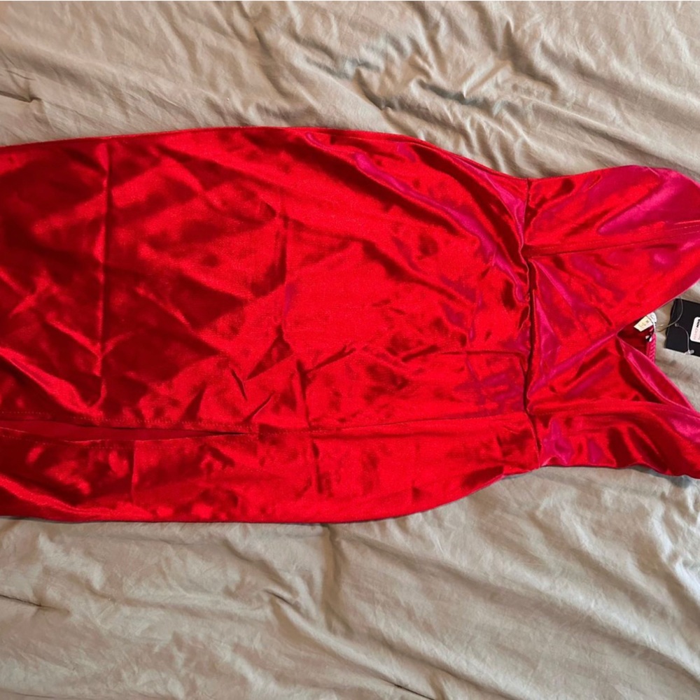 Red fashionnova dress
